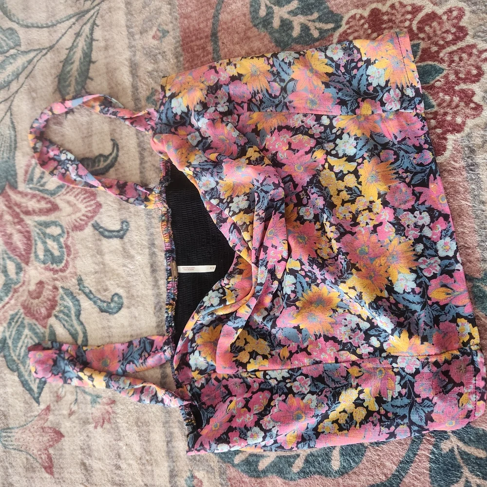 Free People Top Bundle - Picture 4 of 16